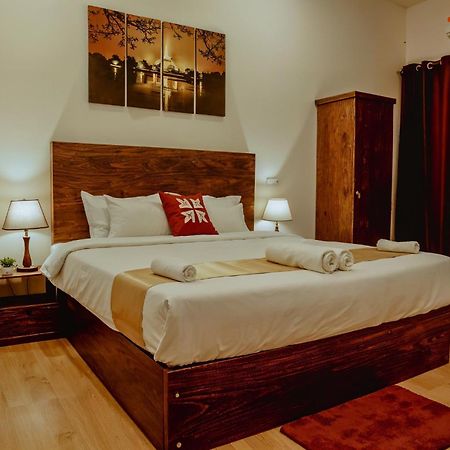 Lucky Transit Hotel - Katunayake Airport Esterno foto